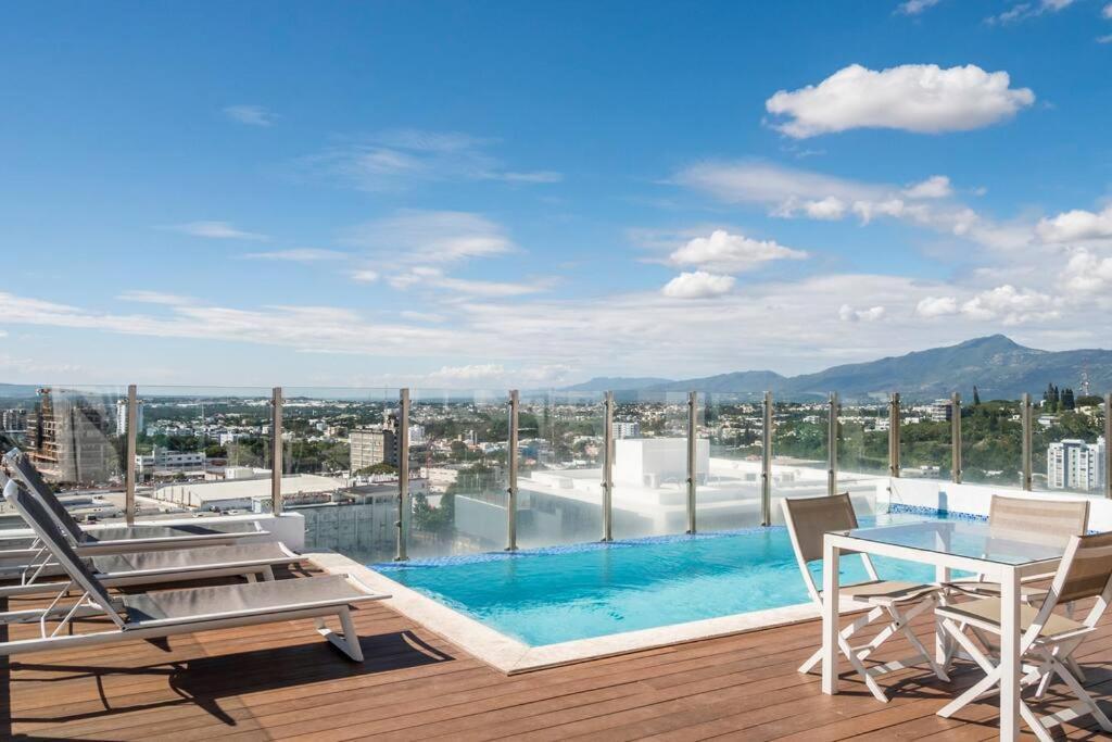 Soha Suites Santiago Gem Rare Find Santiago De Los Caballeros Exteriör bild